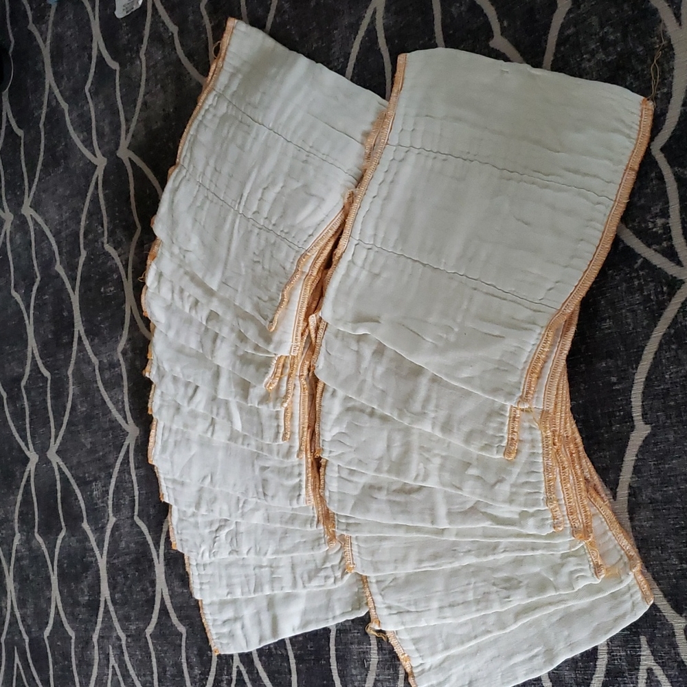 18 Cloth-eez Newborn Flats